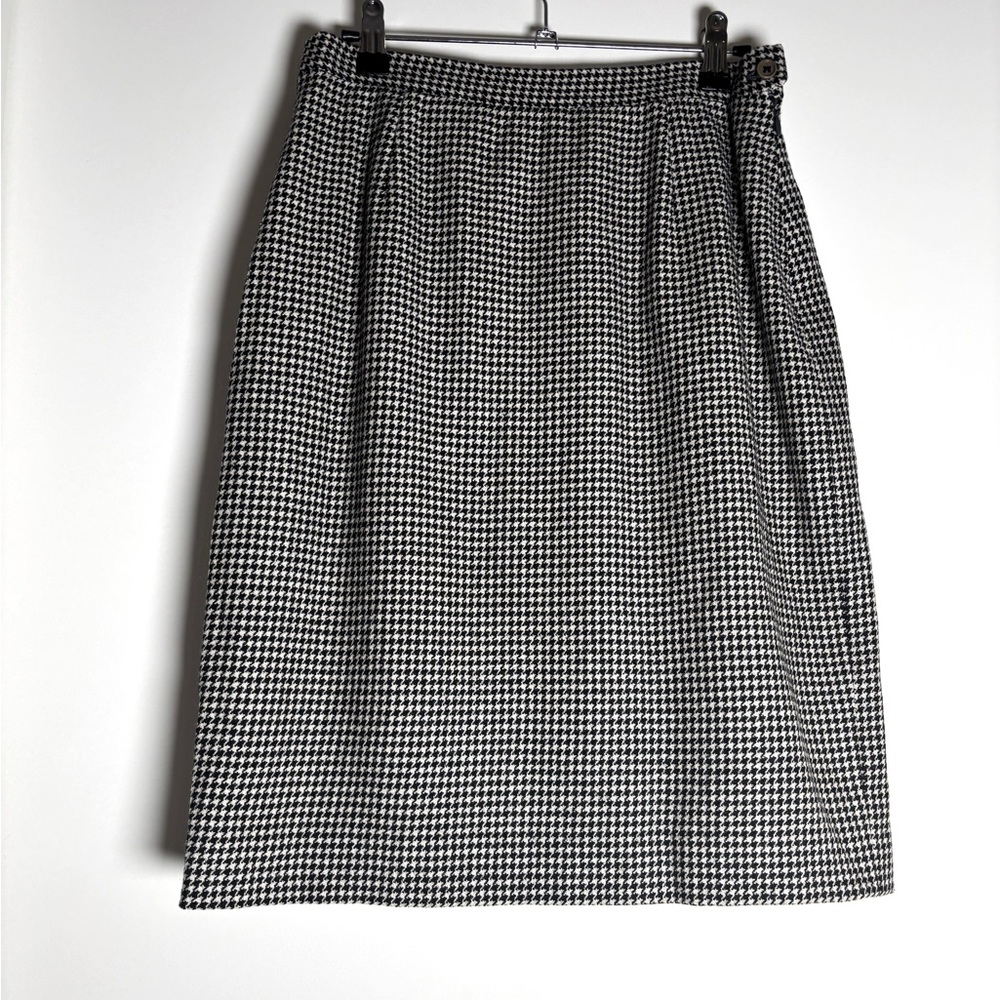 Burberry Vintage Houndstooth A Line Skirt